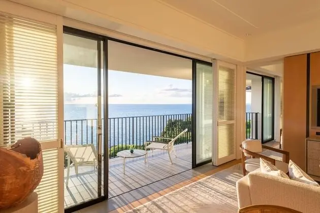 Oda (Executive Ocean Front Suite Twin)
