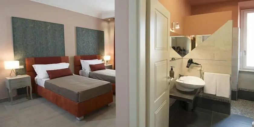 Tek Büyük Yataklı Oda, Banyolu/Duşlu