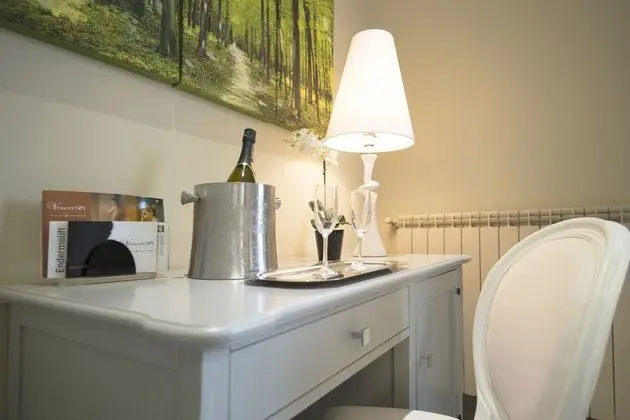 Tek Büyük Yataklı Oda, Banyolu/Duşlu