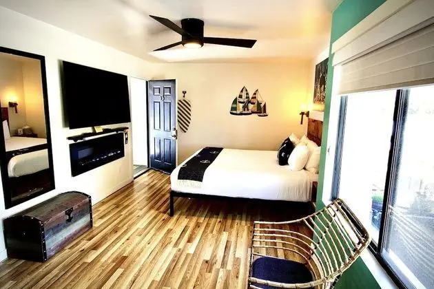 Family Oda, Birden Çok Yatak (1 King Bed and 1 Bunk Bed)