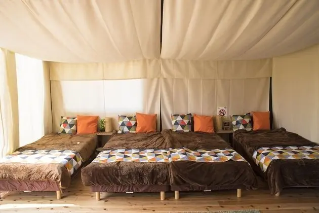 Karavan (Room: A)