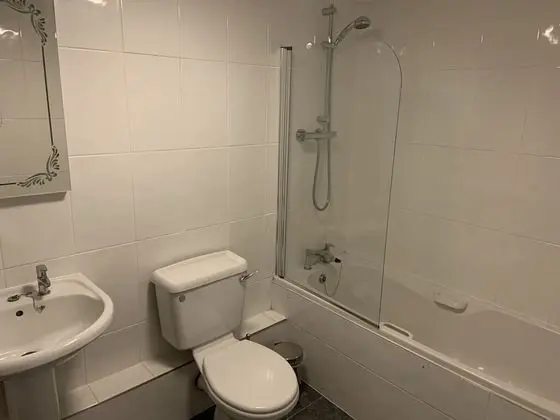 Classic Tek Büyük Yataklı Oda, Banyolu/Duşlu
