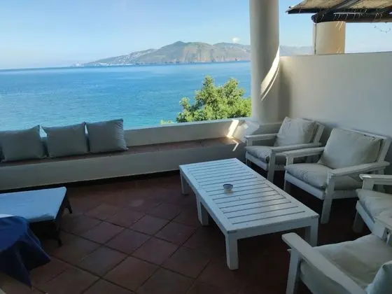 Superior Üç Kişilik Oda, Banyolu/Duşlu (Amarea)