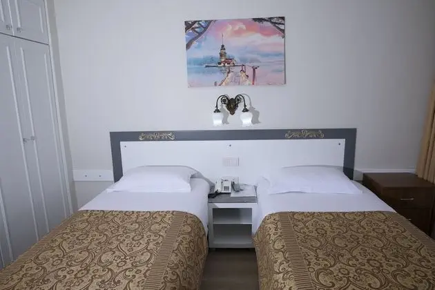 Standard Tek Büyük veya İki Ayrı Yataklı Oda, Deniz Manzaralı