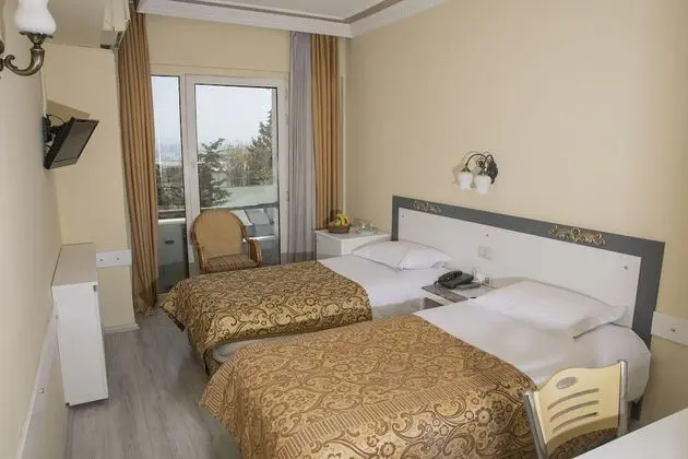 Standard Tek Büyük veya İki Ayrı Yataklı Oda, Deniz Manzaralı