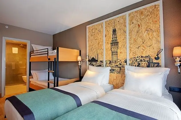 Family Quadruple Room, 1 Bedroom, Non Smoking, City View