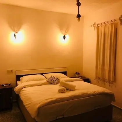 Çift Kişilik, Doğa Manzaralı