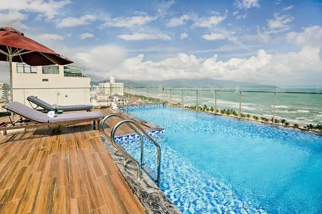 Suite King, Sea View (Free Sauna)
