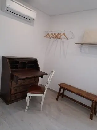 Basic Tek Büyük Yataklı Oda