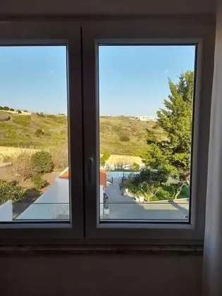 Basic Tek Büyük Yataklı Oda