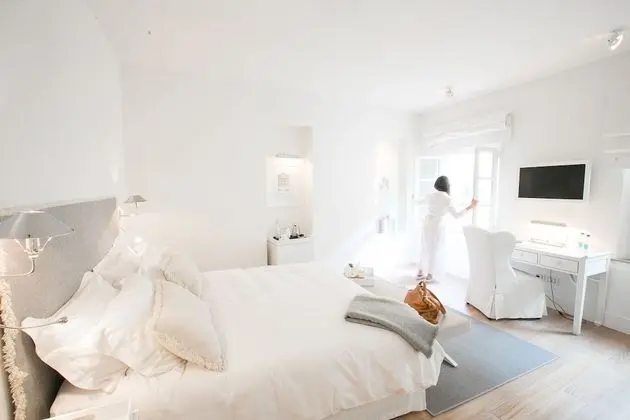 Deluxe Tek Büyük Yataklı Oda