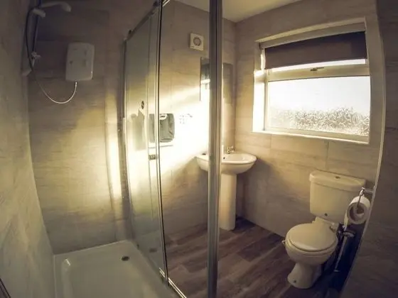 Basic Tek Kişilik Oda, Ortak Banyo