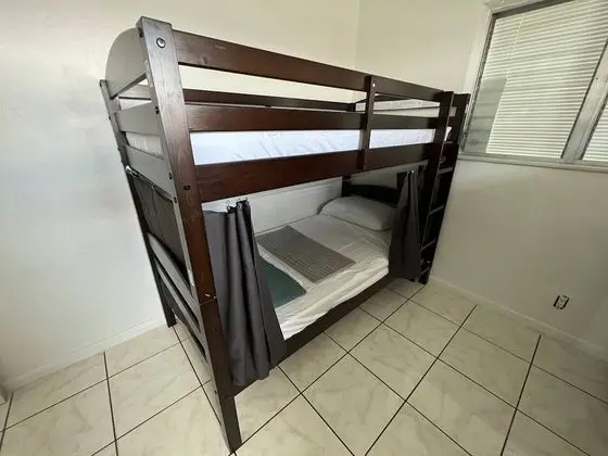 Basic Ortak Ranzalı Oda