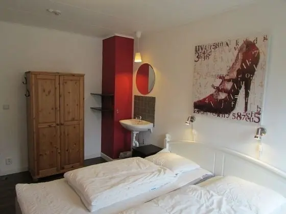 Tek Büyük veya İki Ayrı Yataklı Oda