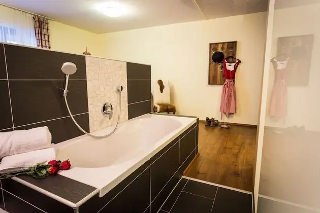Çatı Katı (Loft), Balkon, Dağ Manzaralı