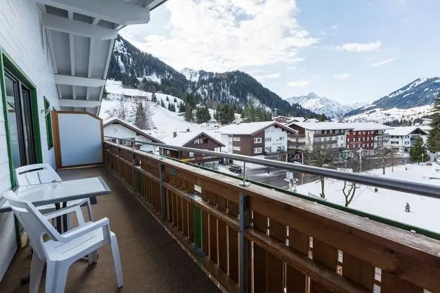 Süit, Balkon, Dağ Manzaralı