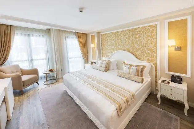Deluxe Tek Büyük Yataklı Oda