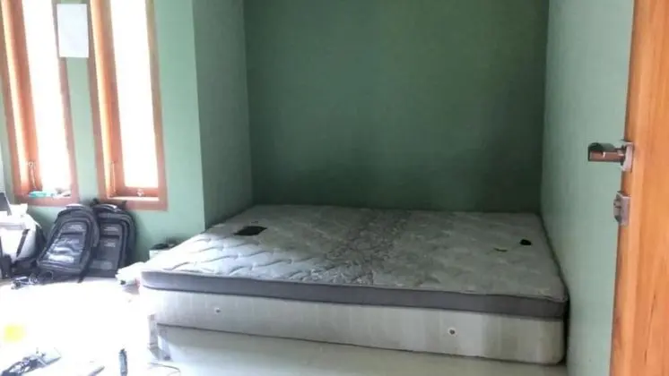 Ortak Ranzalı Oda, Sadece erkekler için (ONE BED)