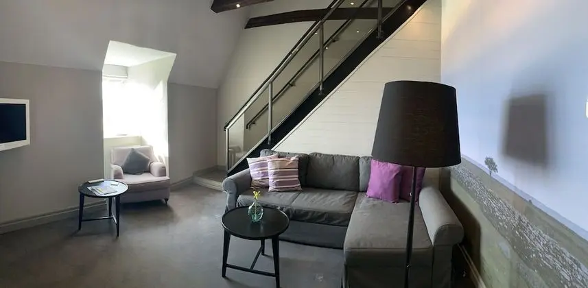 Two floor Suite with Sofa Bed