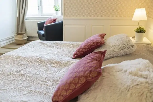 Tek Büyük veya İki Ayrı Yataklı Oda, Özel Banyo