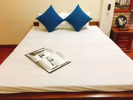 Deluxe Tek Büyük Yataklı Oda, Bahçe Manzaralı