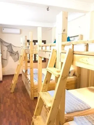 Ortak Ranzalı Oda, Karma Ranzalı Oda