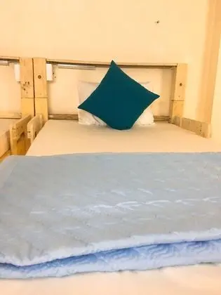 Ortak Ranzalı Oda, Karma Ranzalı Oda