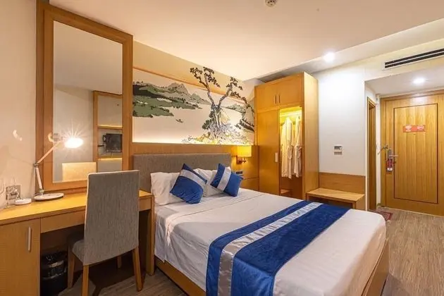 Luxury Tek Büyük Yataklı Oda