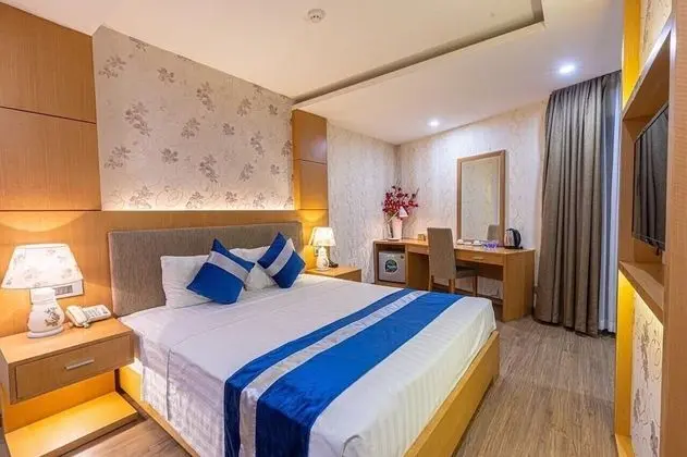 Luxury Tek Büyük Yataklı Oda