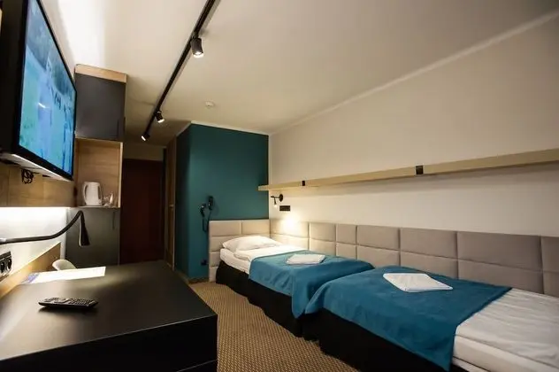 İki Ayrı Yataklı Oda, Dağ Manzaralı