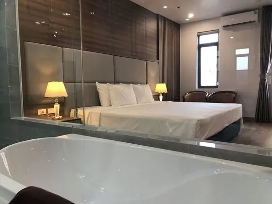 Deluxe Tek Büyük Yataklı Oda, Balkon