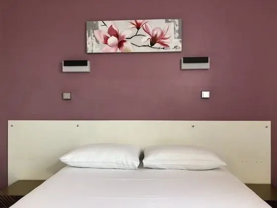 Tek Büyük Yataklı Oda