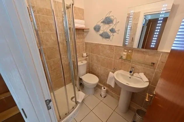 Luxury Tek Büyük Yataklı Oda