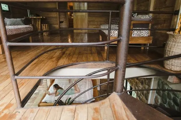 Deluxe Dört Kişilik Oda