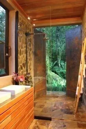 Deluxe Dört Kişilik Oda