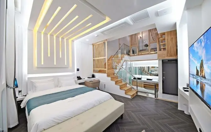 Oda (Multi-layer-Covid discount EVENT (UHD)