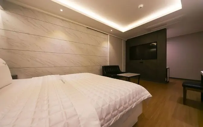 Oda (Deluxe rooms (free Netflix viewing) ()