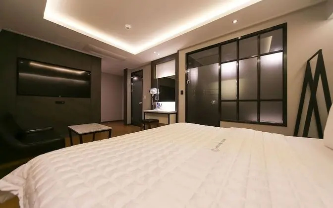 Oda (Deluxe rooms (free Netflix viewing) ()