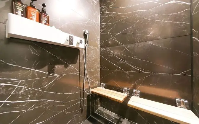 Oda (Deluxe rooms (free Netflix viewing) ()