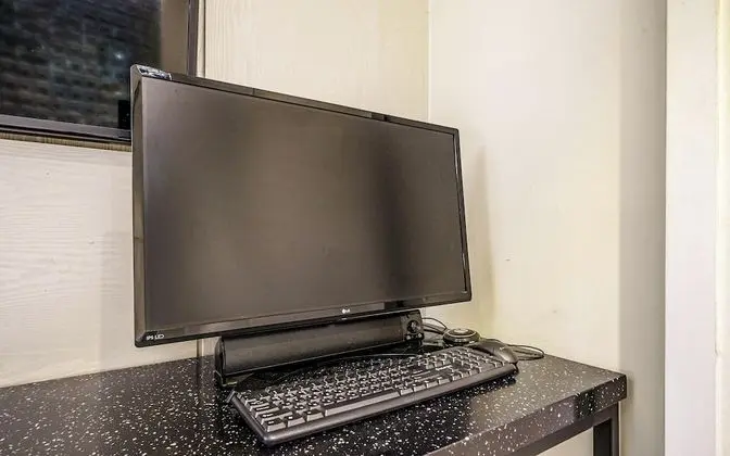 Oda (VIP - Karaoke (free Netflix viewing) )