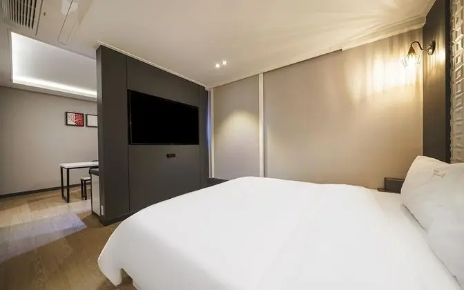 Oda (VIP - Party room (free Netflix viewin)