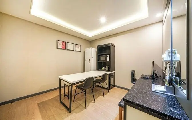 Oda (VIP - Party room (free Netflix viewin)