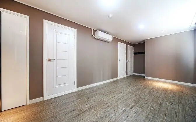 Oda (Ondol (2 shower rooms/New air conditi)