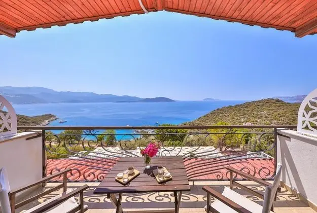 Superior, Deniz Manzaralı, Balkonlu