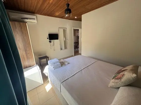 Çift Kişilik, Sokak Manzaralı