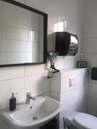 Tek Kişilik Oda, Ortak Banyo