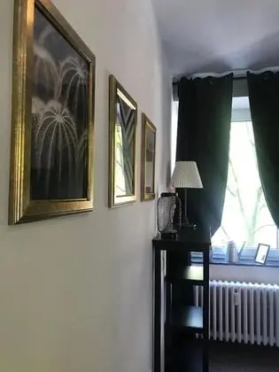 Basic Üç Kişilik Oda, Ortak Banyo