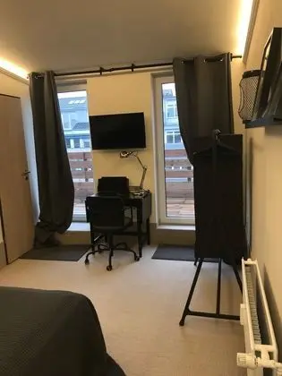 Tek Kişilik Oda, Ortak Banyo