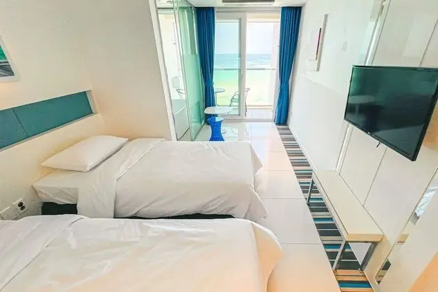 Ocean Twin Room