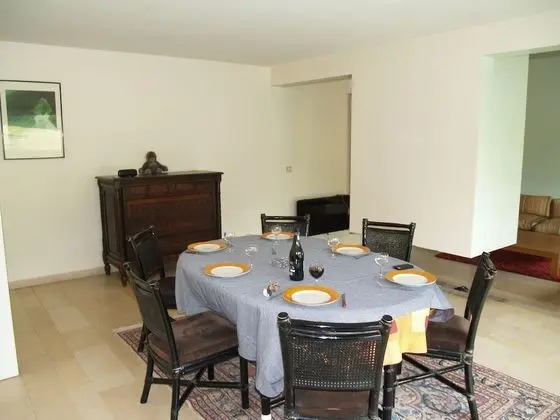 Ev, 4 Yatak Odası, Sigara İçilmez